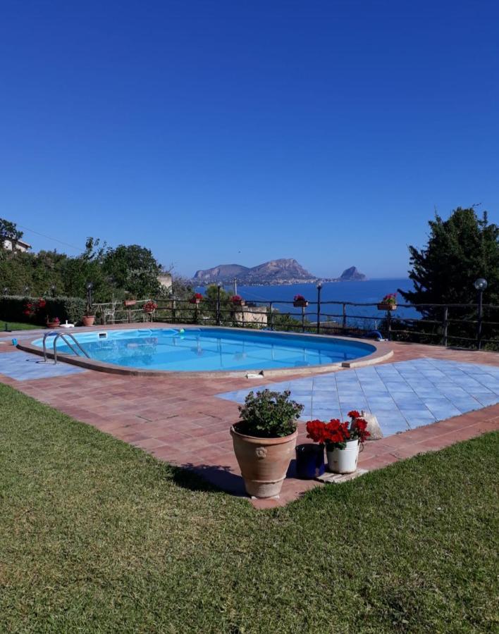 Case Vacanze Con Piscina Алтавила Миличиа Екстериор снимка
